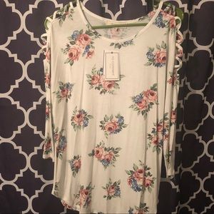 No Comment 3/4 sleeve floral crisscross shoulders